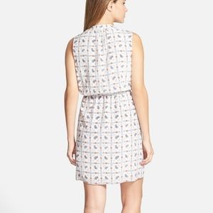 Madewell Dresses - Madewell Paisley White Silk Dress Sz 6 Madewell Dresses - Madewell Paisley White Silk Dress Sz 6